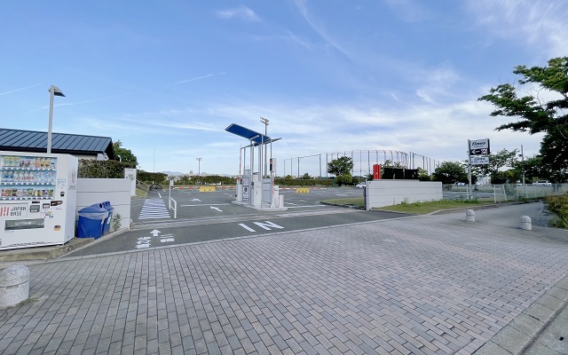 駐車場入り口